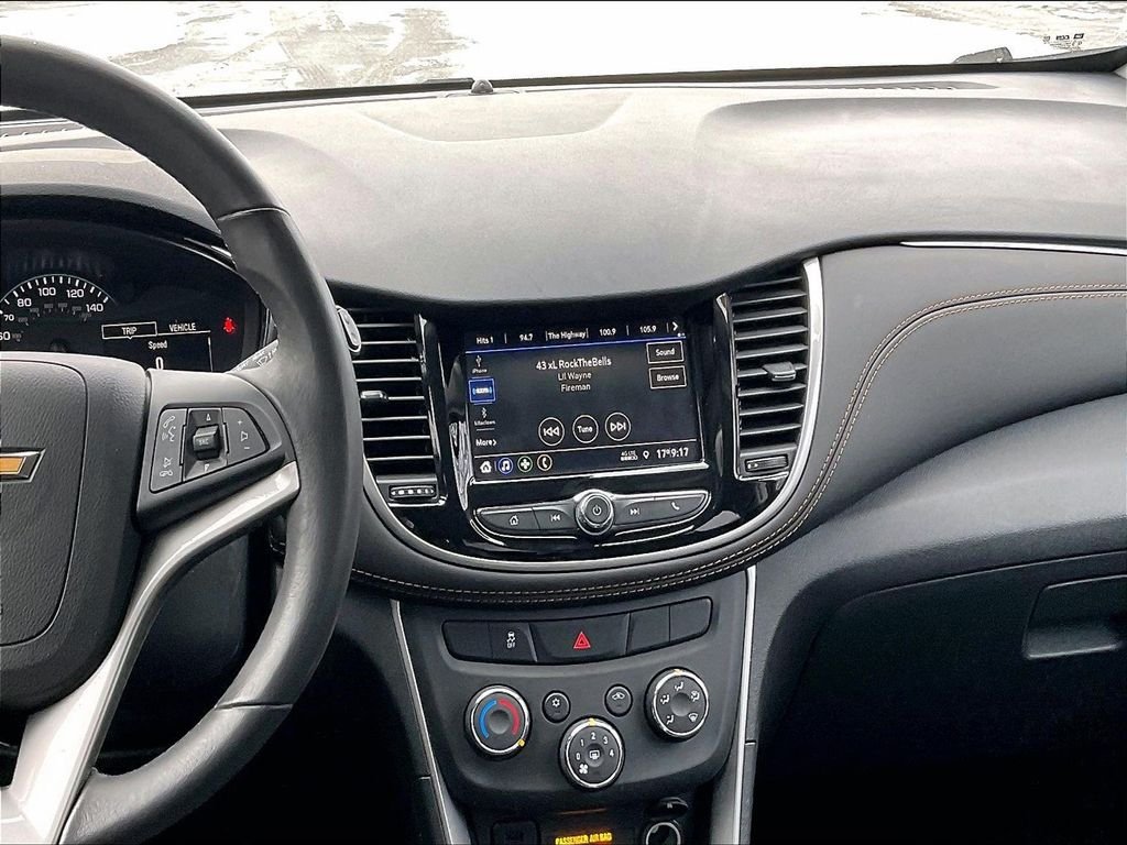 Used 2022 Black Chevrolet LT image 16