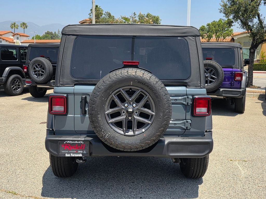 New 2026 Anvil Clear-Coat Exterior Paint Jeep Sport S image 5