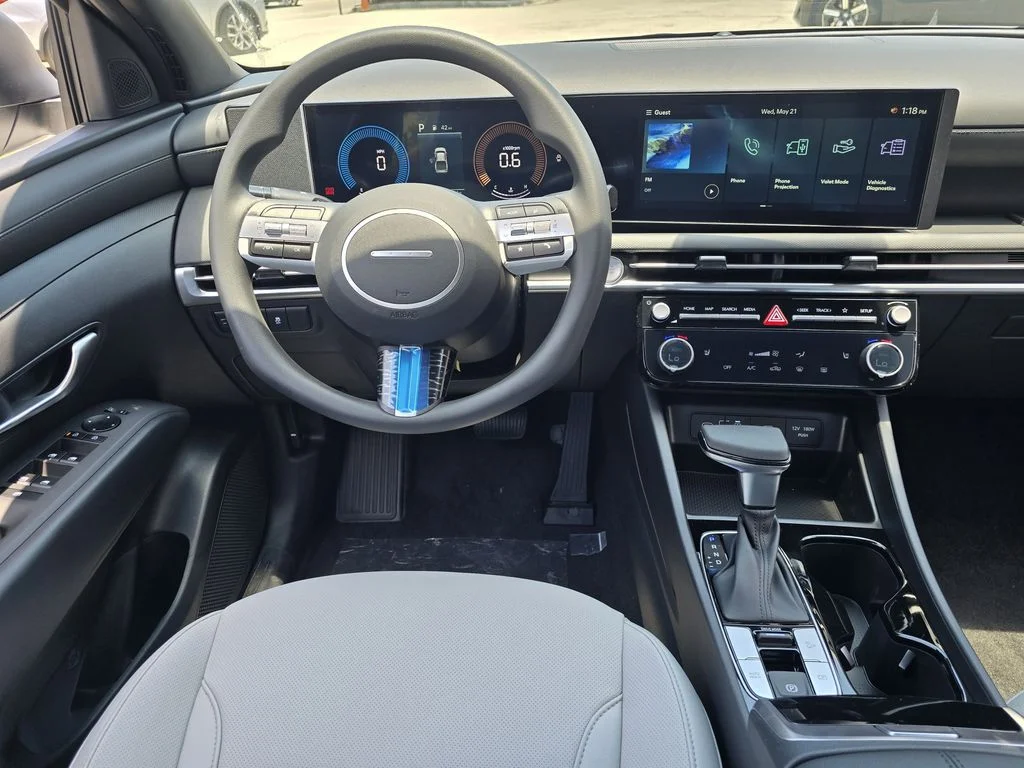 New 2026 White Hyundai SEL image 8