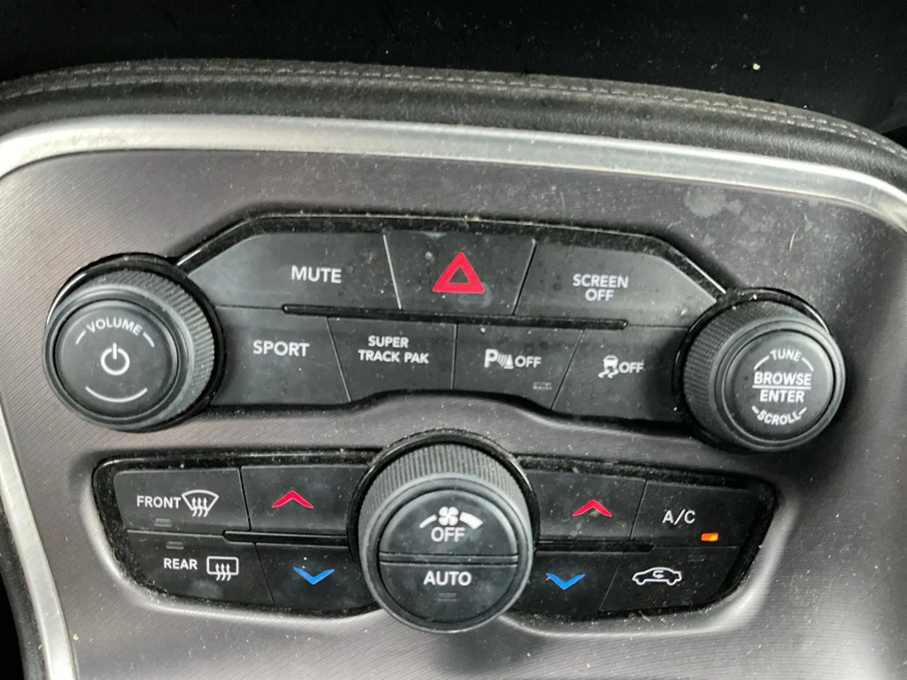 Used 2020 Go Mango Dodge GT image 21