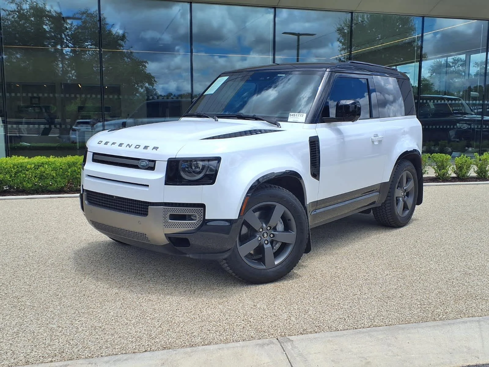 2025 Land Rover Defender