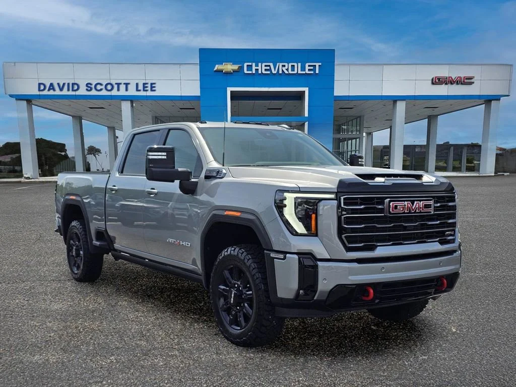 Used 2026 Sterling Metallic GMC AT4 image 5