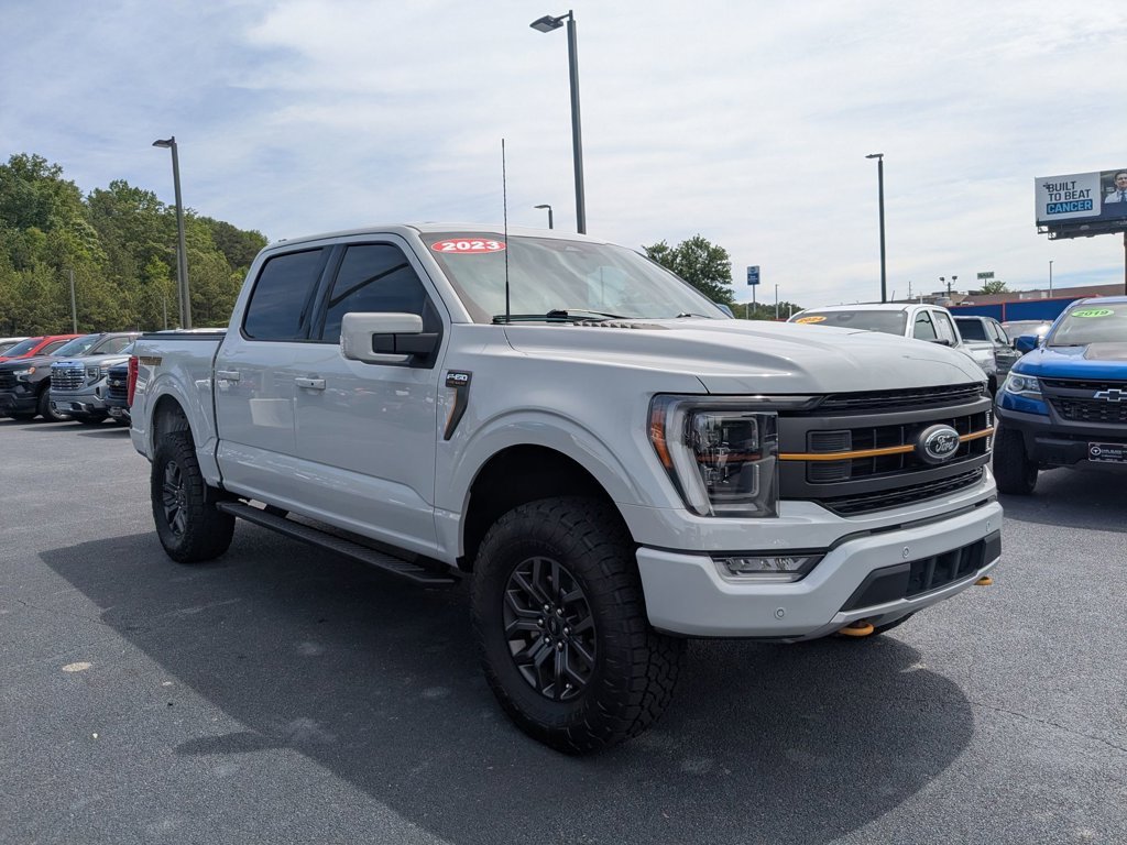 Used 2023  Ford Tremor image 3