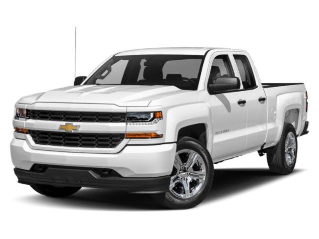 Used 2018 Summit White Chevrolet Custom image 1