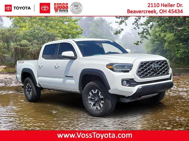 Certified Used 2023 Ice Cap Toyota SR V6 image 1