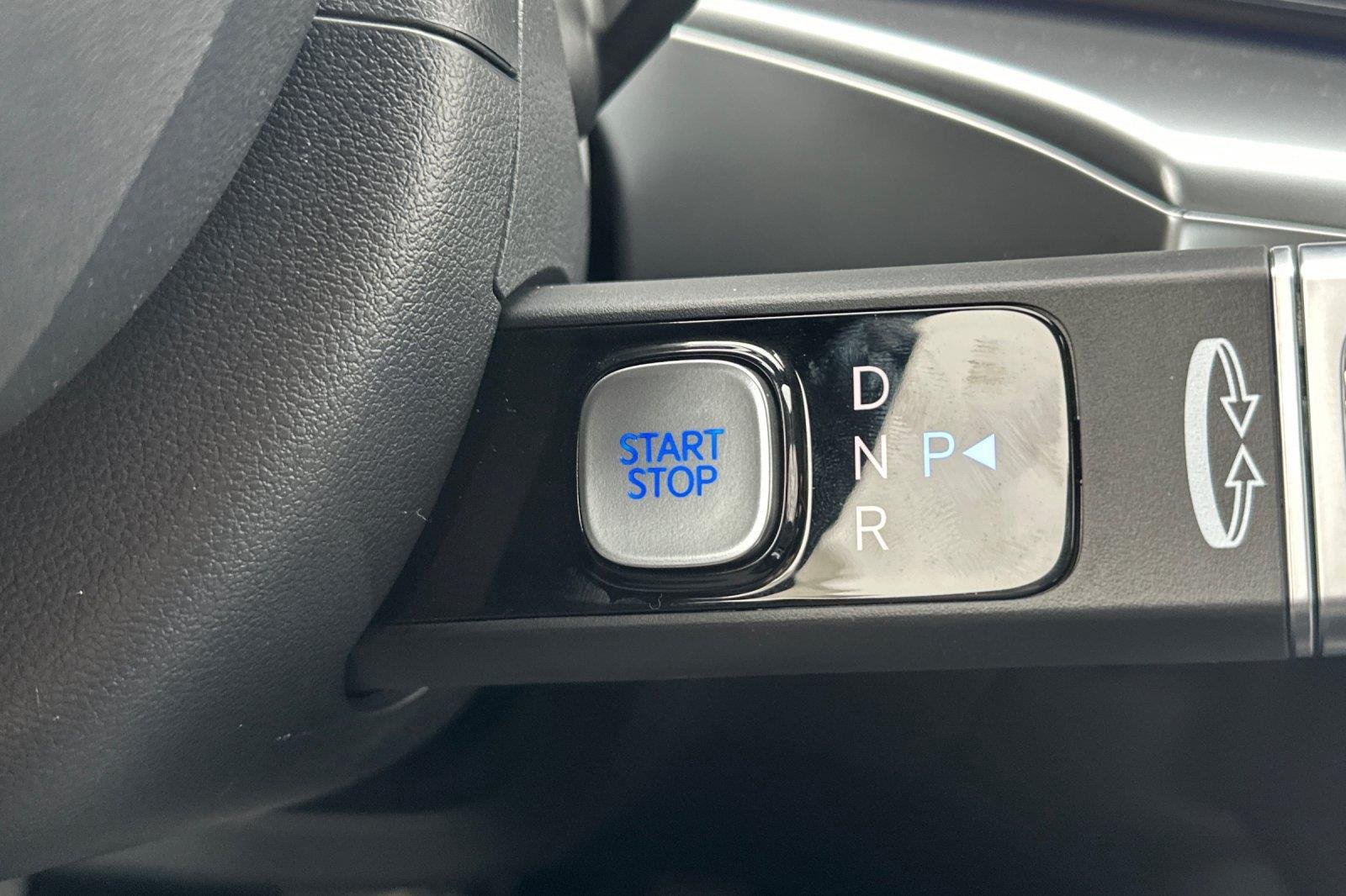 New 2026 Snow White Pearl Hyundai SEL image 53
