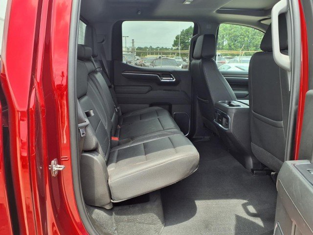 2023 GMC Sierra 1500 SLT - Photo 11