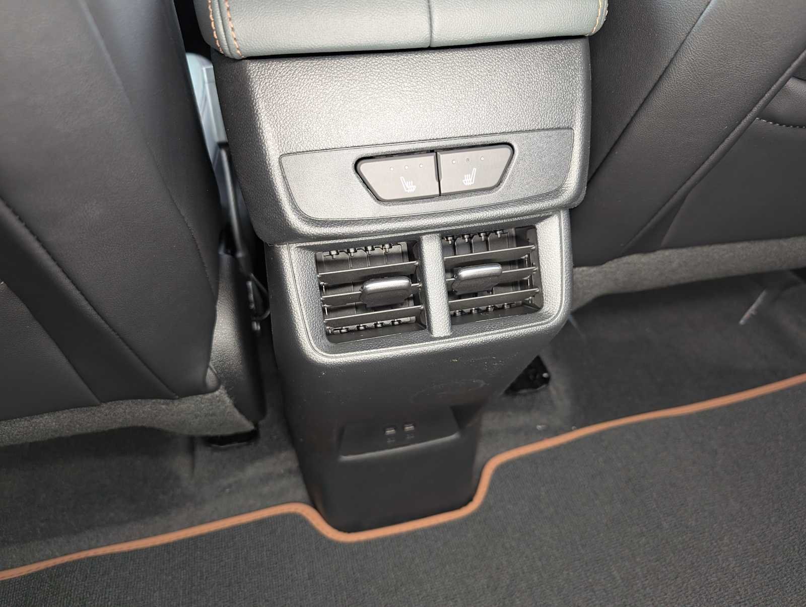 2026 GMC Terrain AT4 - Photo 14