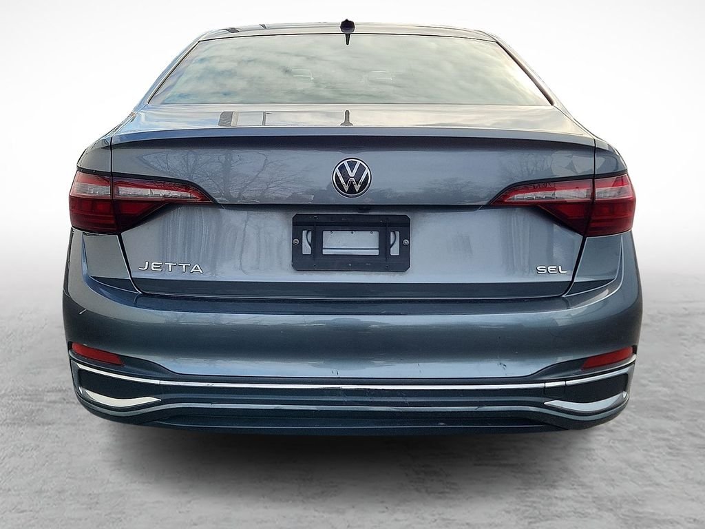 Used 2022 Gray Volkswagen 1.5T SEL image 5