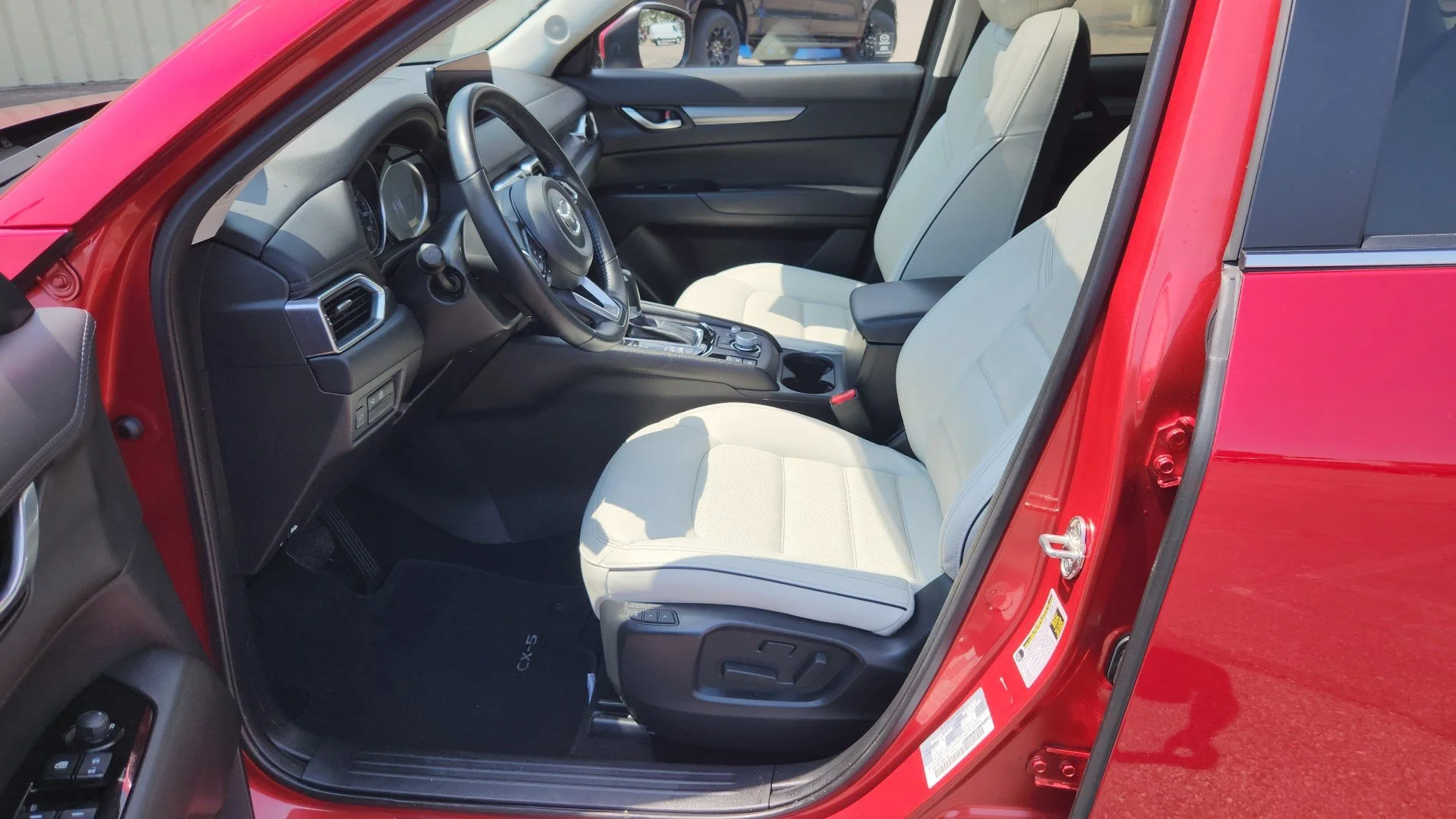Used 2025 Soul Red Crystal Metallic Mazda 2.5 S Preferred Package image 18