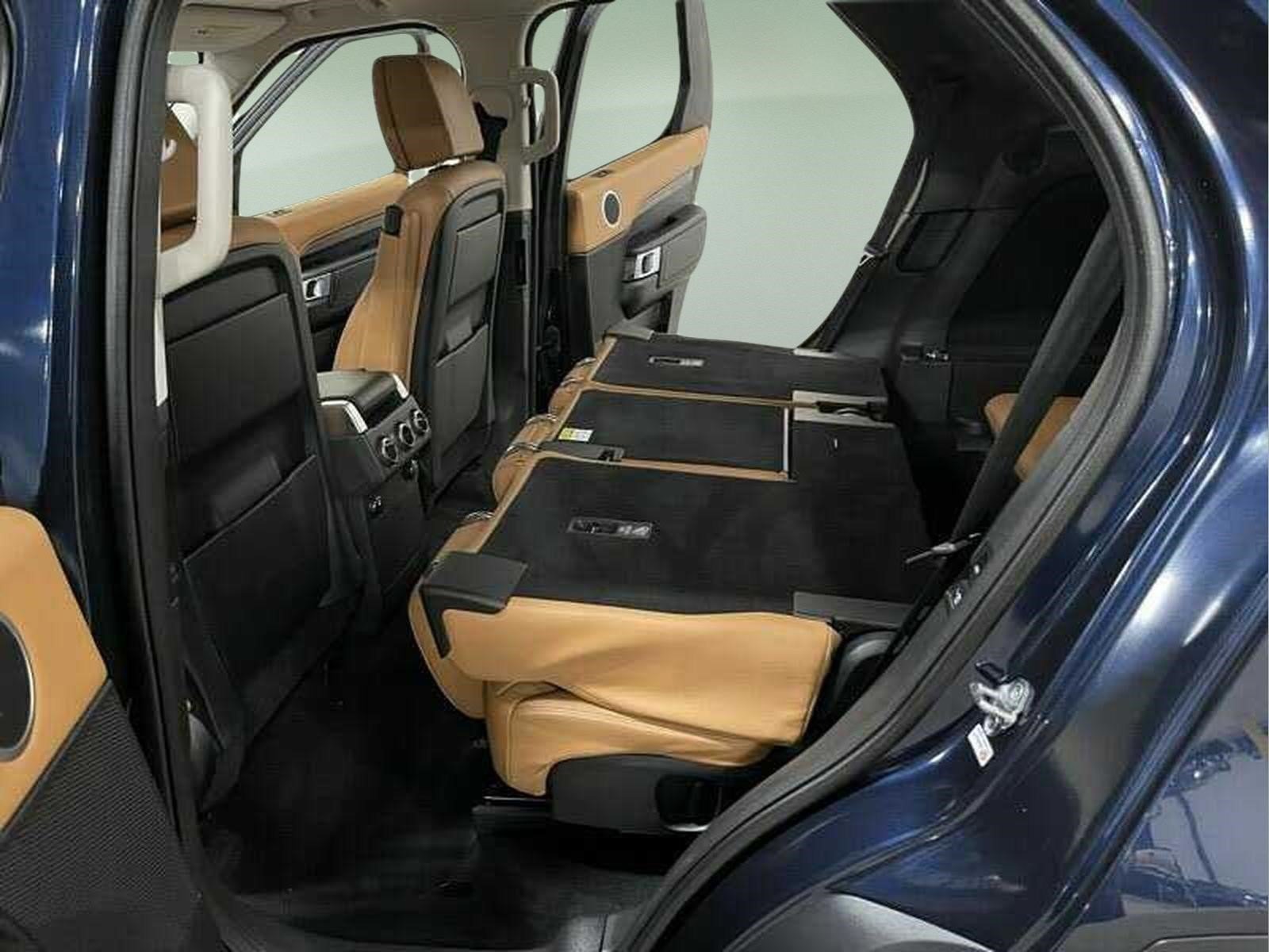 Used 2017  Land Rover HSE Luxury image 10