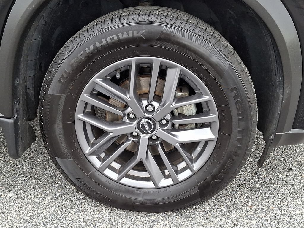 Used 2023 Super Black Nissan S image 8
