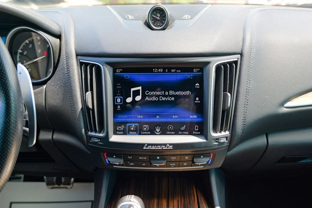Used 2017  Maserati S image 49