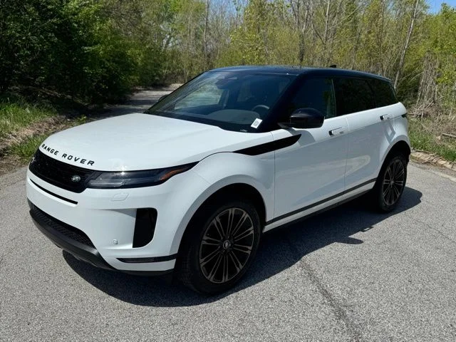 2026 Land Rover Range Rover Evoque S's photo