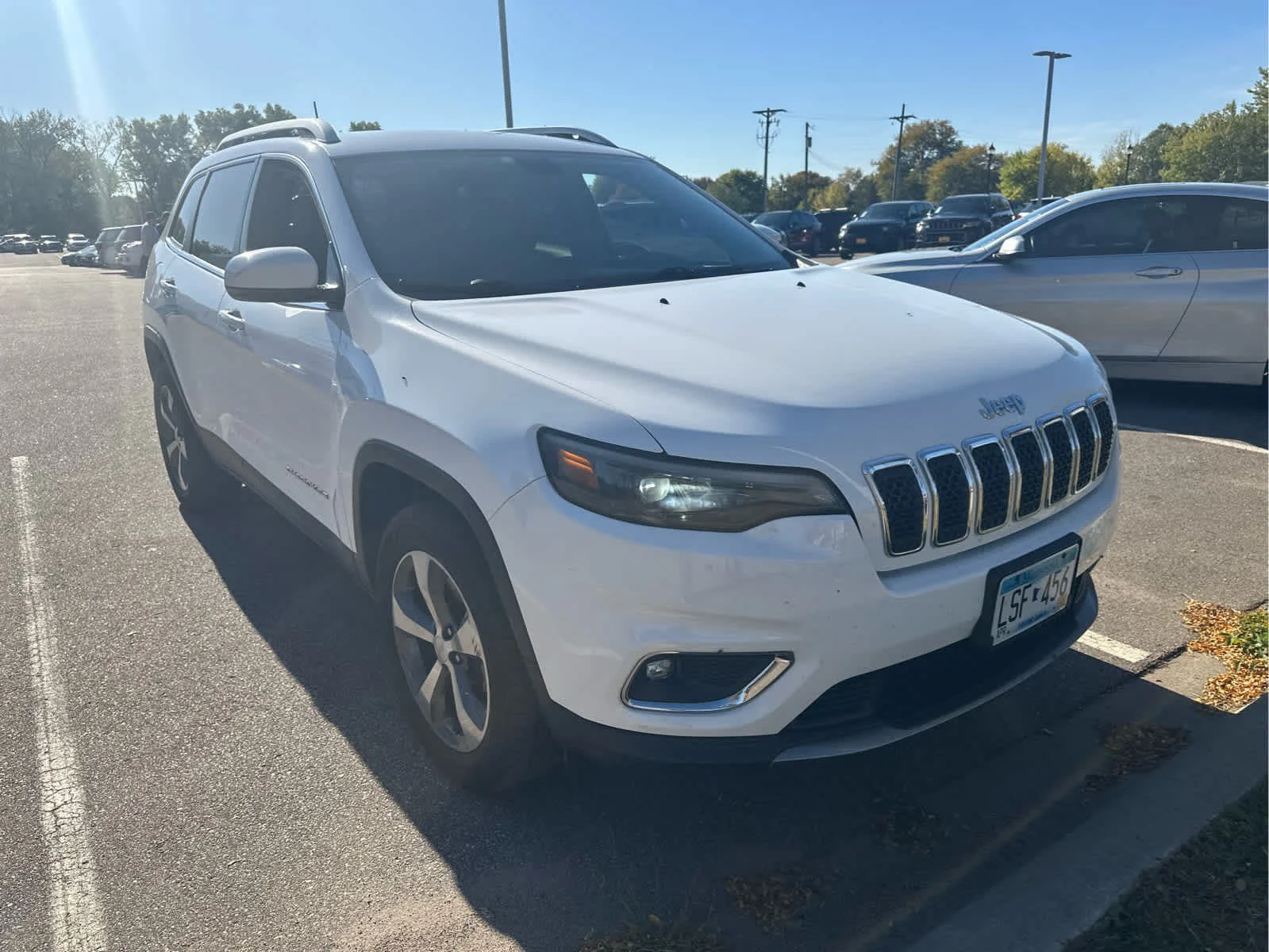 Used 2019 Bright White Clearcoat Jeep Limited image 6