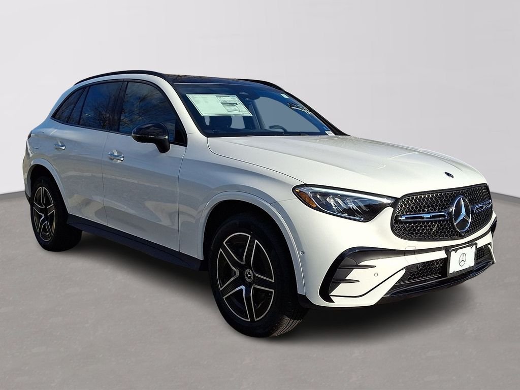 New 2026 Polar White Mercedes-Benz GLC 300 image 2