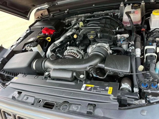 Used 2025 Anvil Clearcoat Jeep Nighthawk image 14