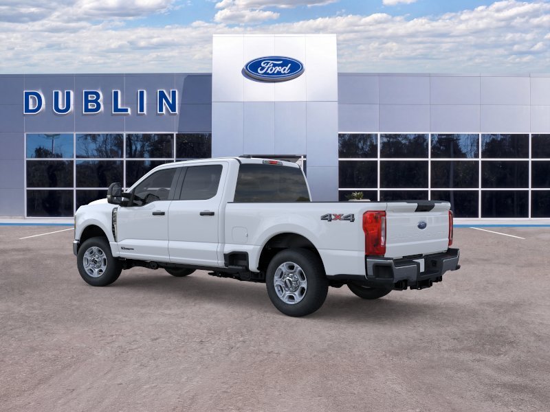 New 2026 Oxford White Ford F-250® XLT image 32