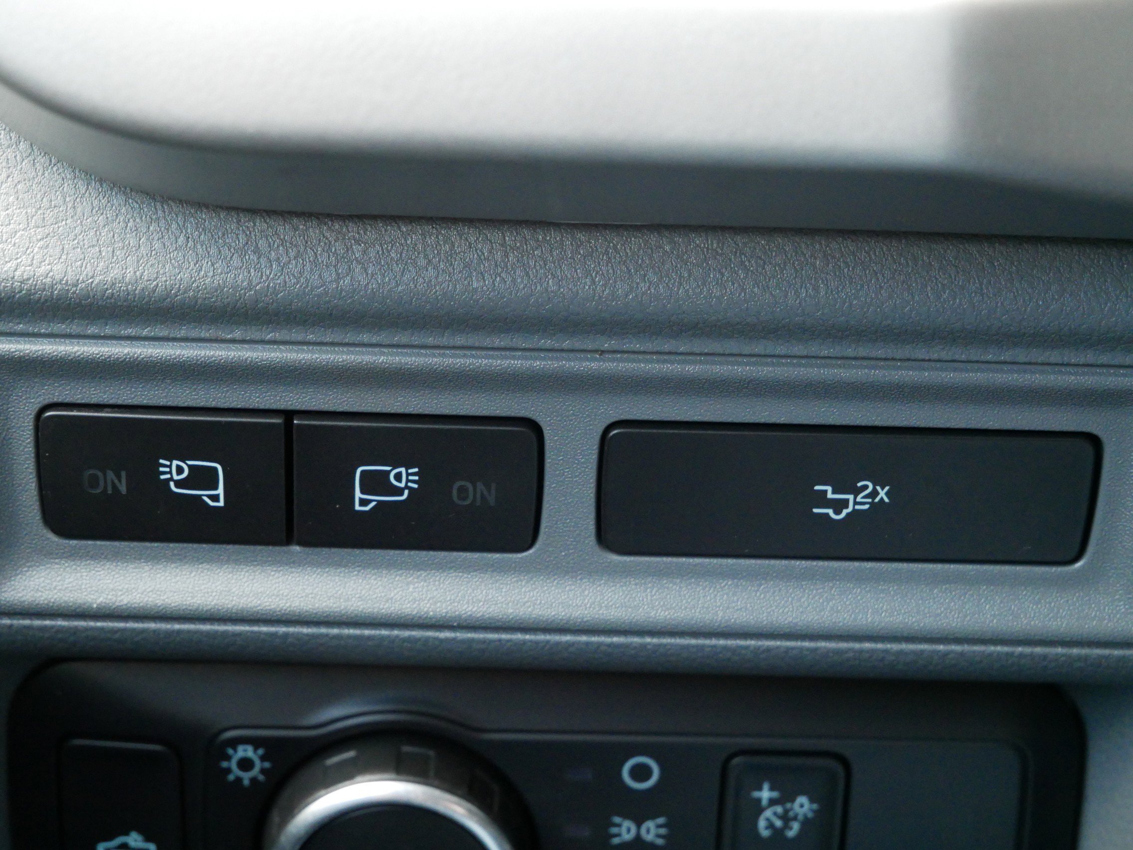 Used 2022 Gray Ford XLT image 26