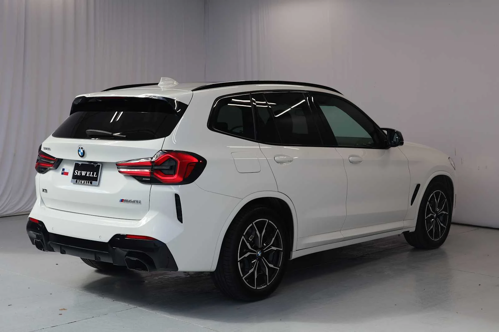 Certified Used 2024 Alpine White BMW M40i image 7