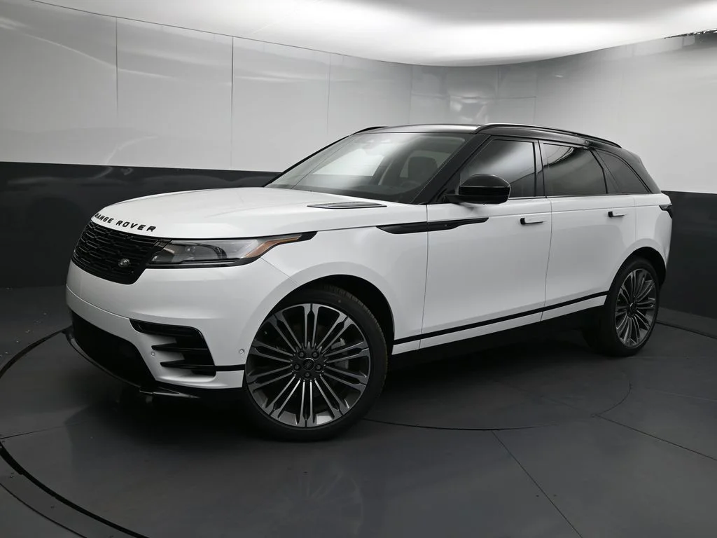 2025 Land Rover Range Rover Velar P400 Dynamic HSE's photo
