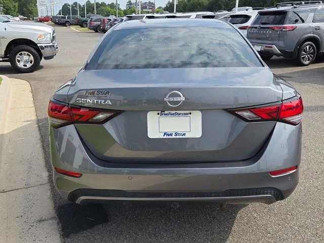 Used 2025 Gray Nissan S image 11