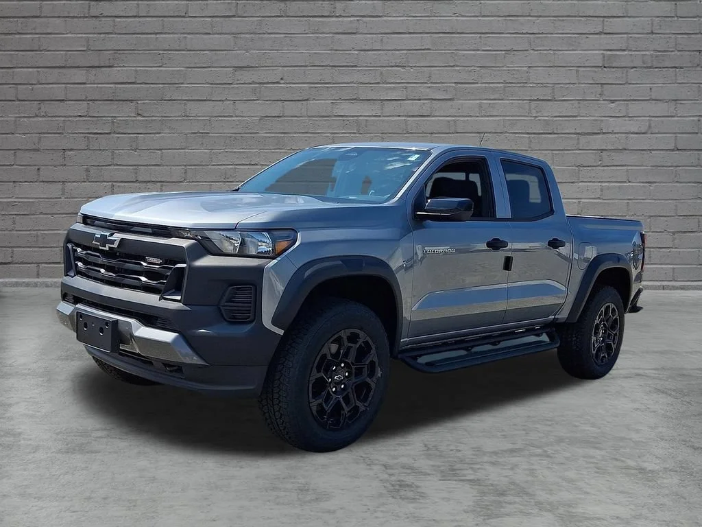 New 2026 Sterling Gray Metallic Chevrolet Trail Boss image 4