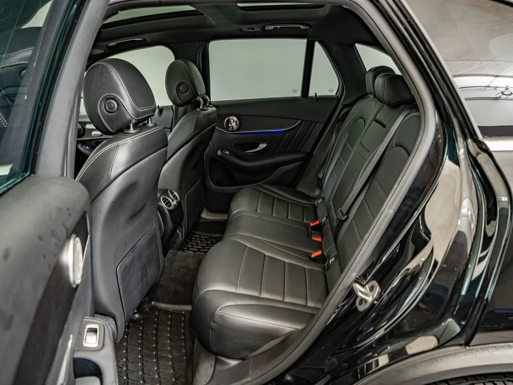 Used 2022 Black Mercedes-Benz GLC 300 image 31