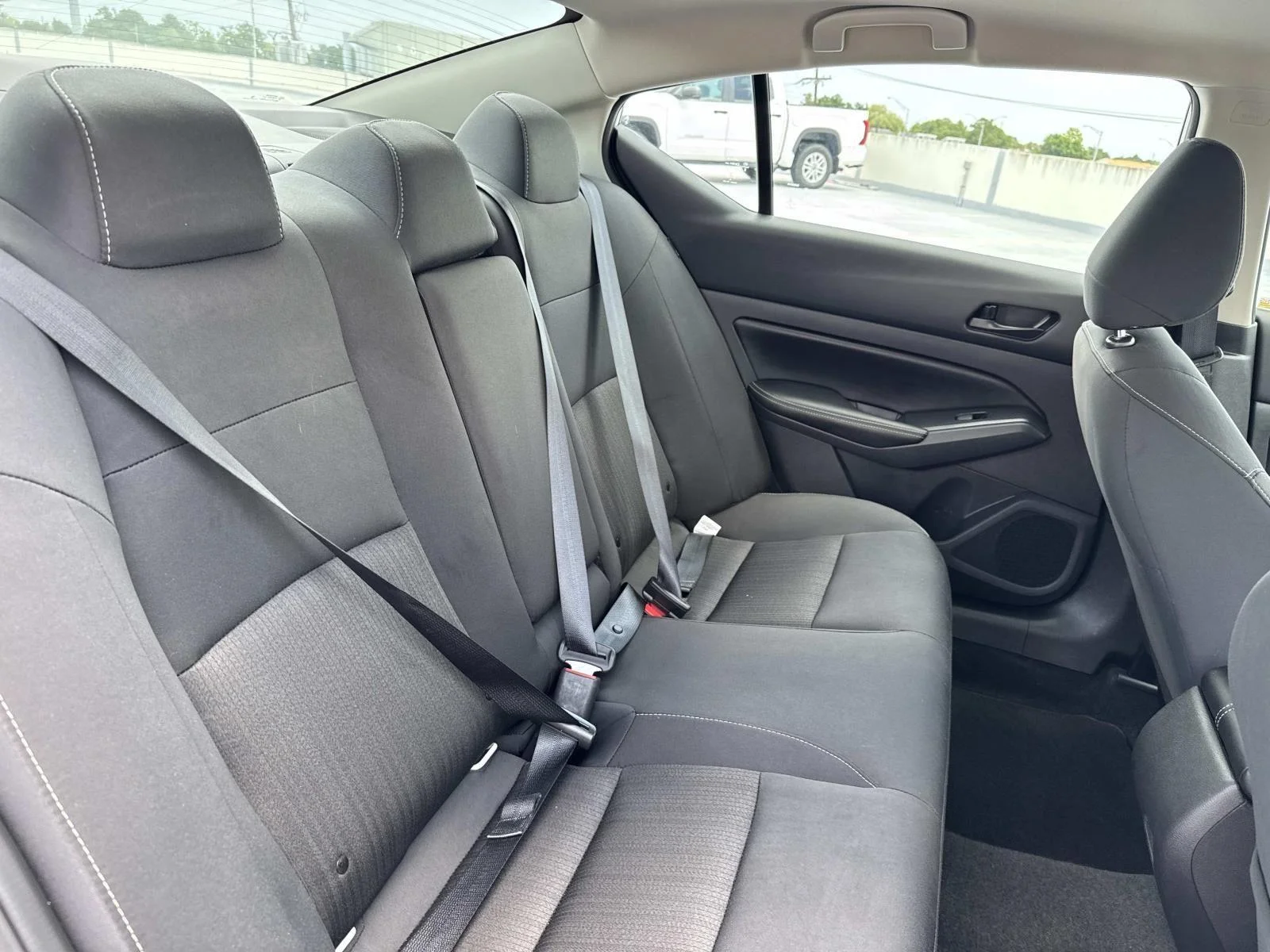 2025 Nissan Altima SV - Photo 9