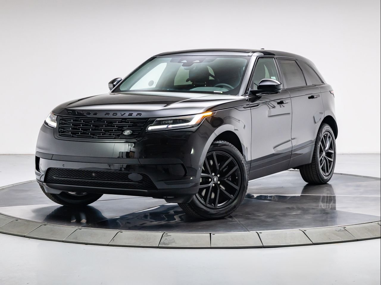 2026 Land Rover Range Rover Velar