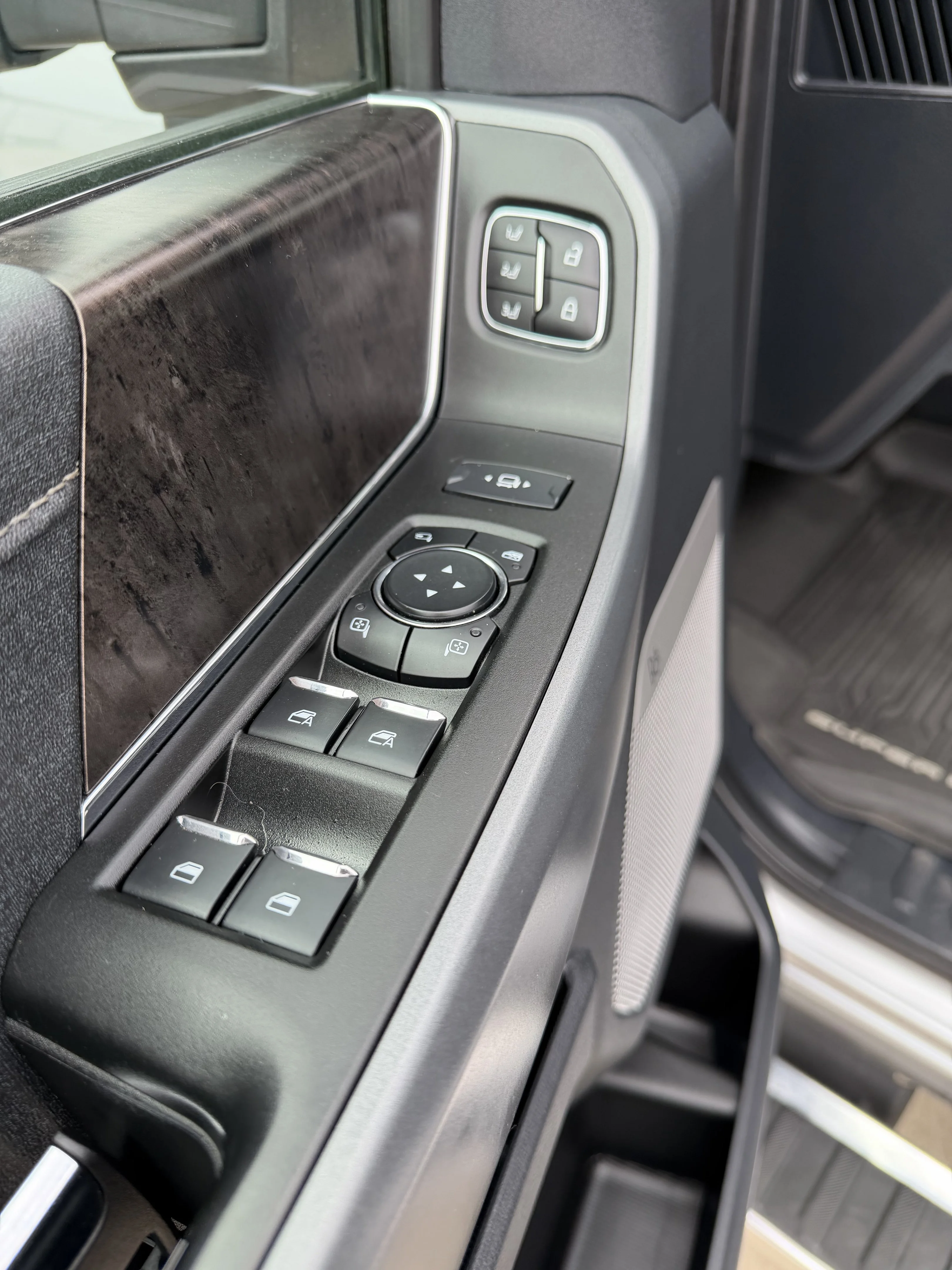 Used 2024 Blue Ford LARIAT image 11