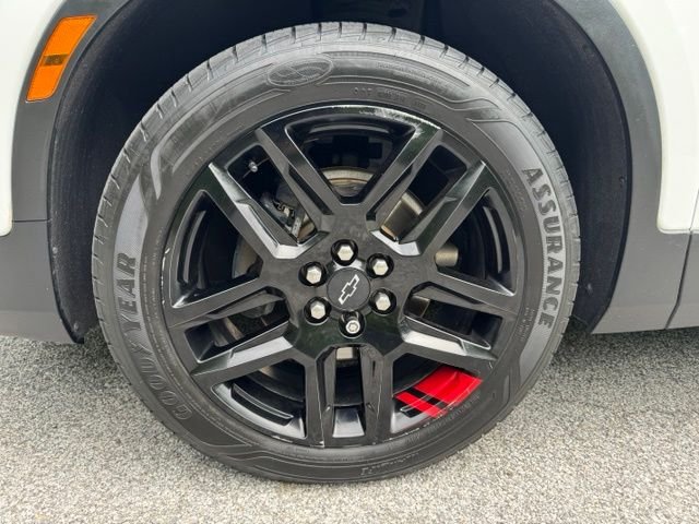 Used 2020 Summit White Chevrolet LT image 2