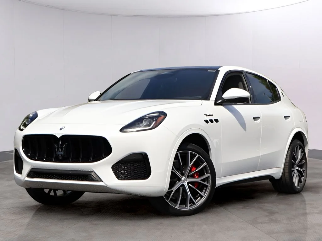 2026 Maserati Grecale Modena V6's photo