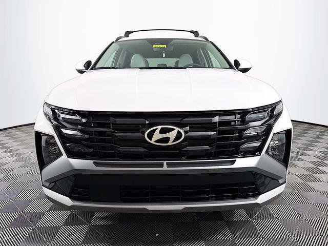 New 2026 White Hyundai SEL FWD image 10