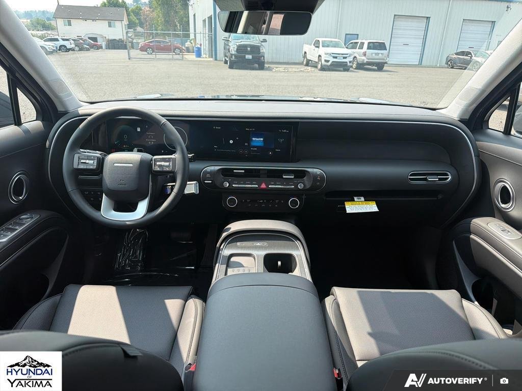 New 2026 Ecotronic Gray Pearl Hyundai SEL 7P image 24