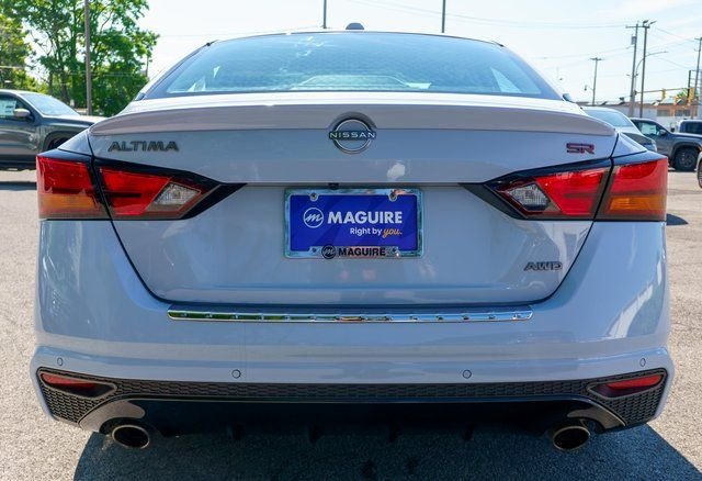 Used 2023 Gray Nissan 2.5 SR image 7