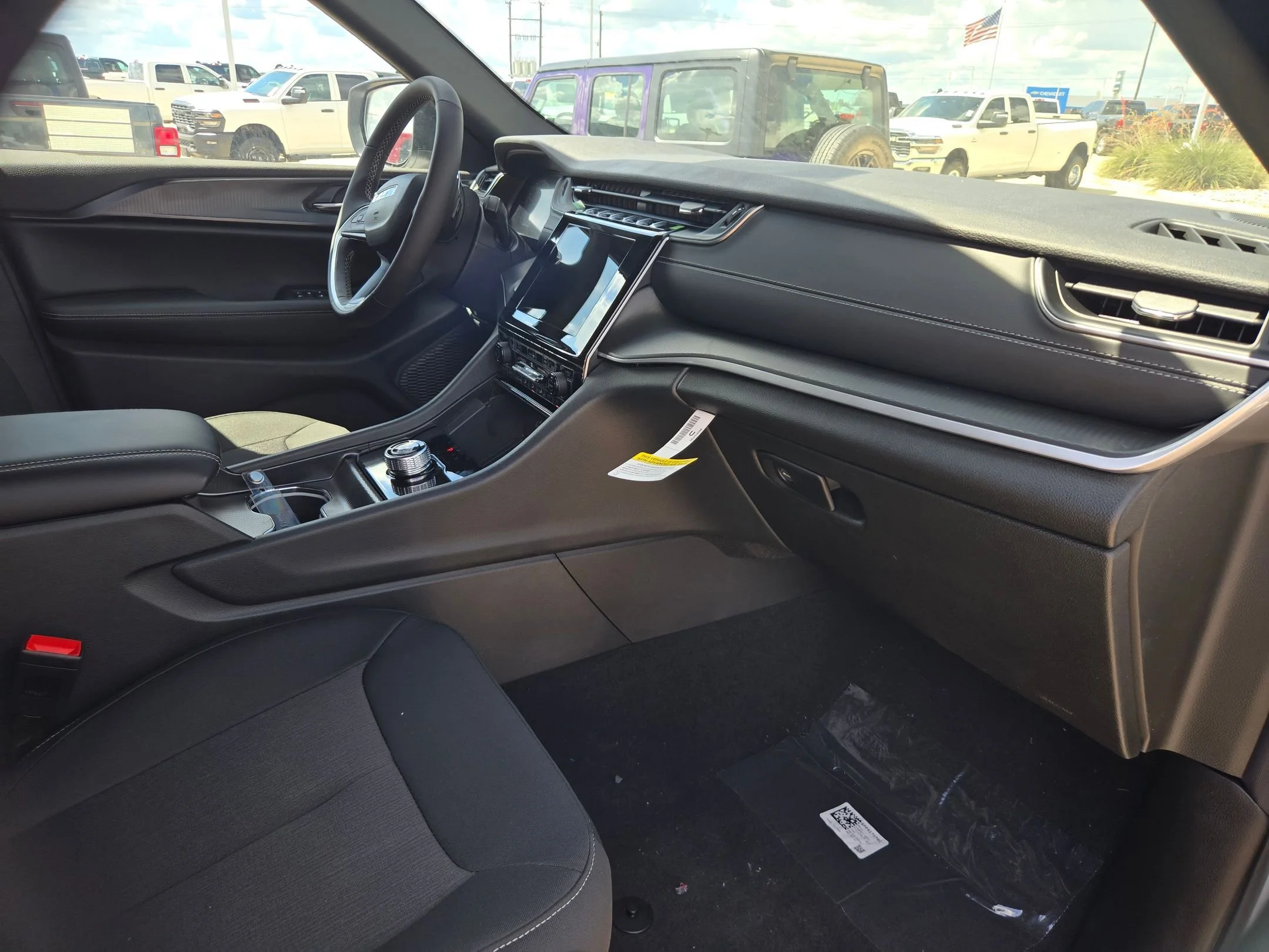 New 2026 Bright White Clearcoat Jeep Laredo X image 23