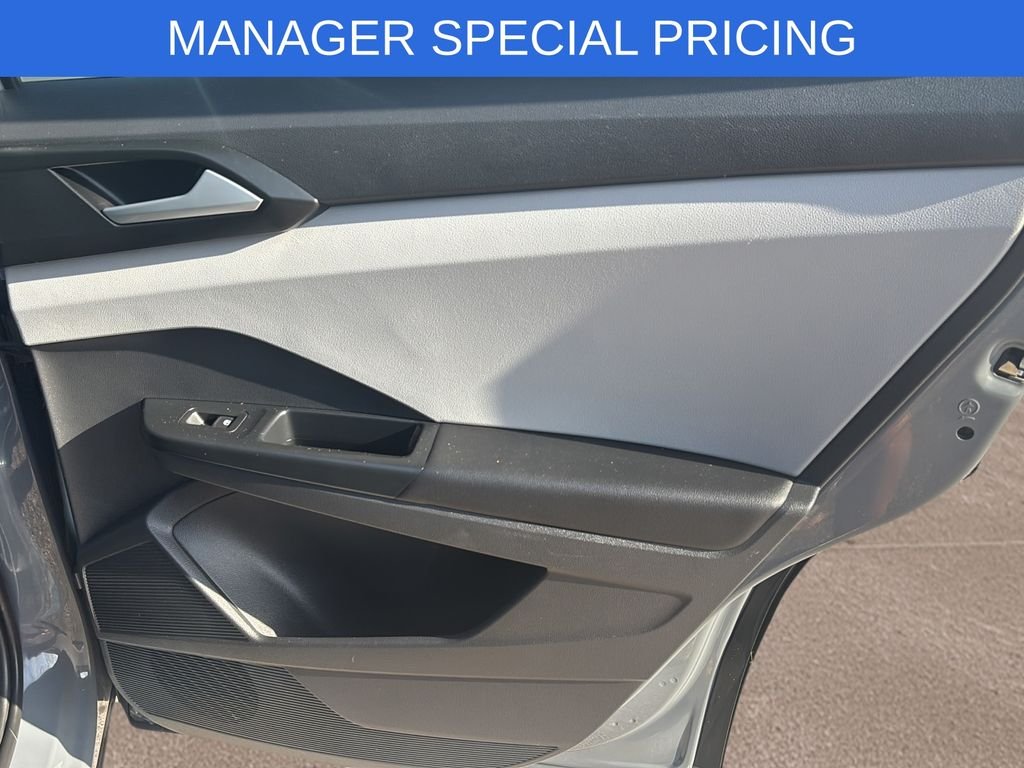 Used 2022 Gray Volkswagen 1.5T SEL image 12