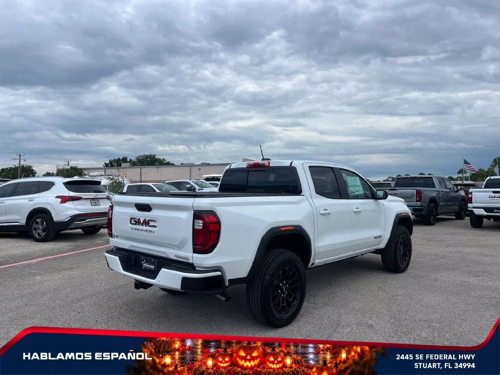 New 2026 Summit White GMC Elevation image 7
