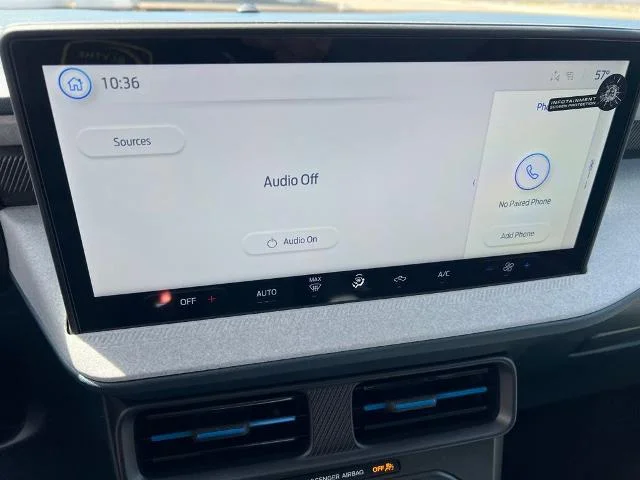 New 2026 Oxford White Ford XLT image 44