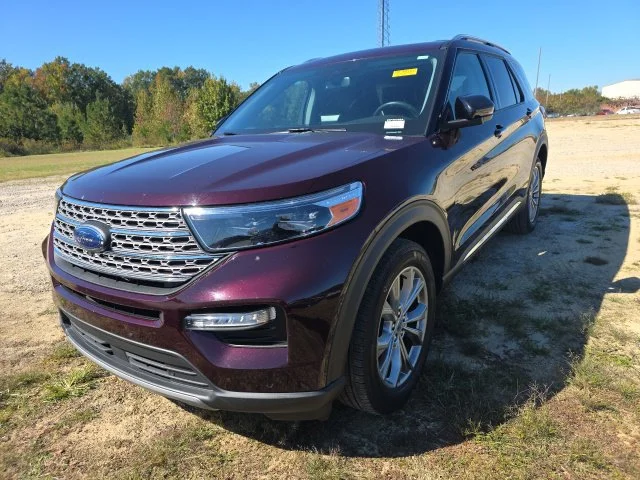Used 2023 Red Ford Limited image 2