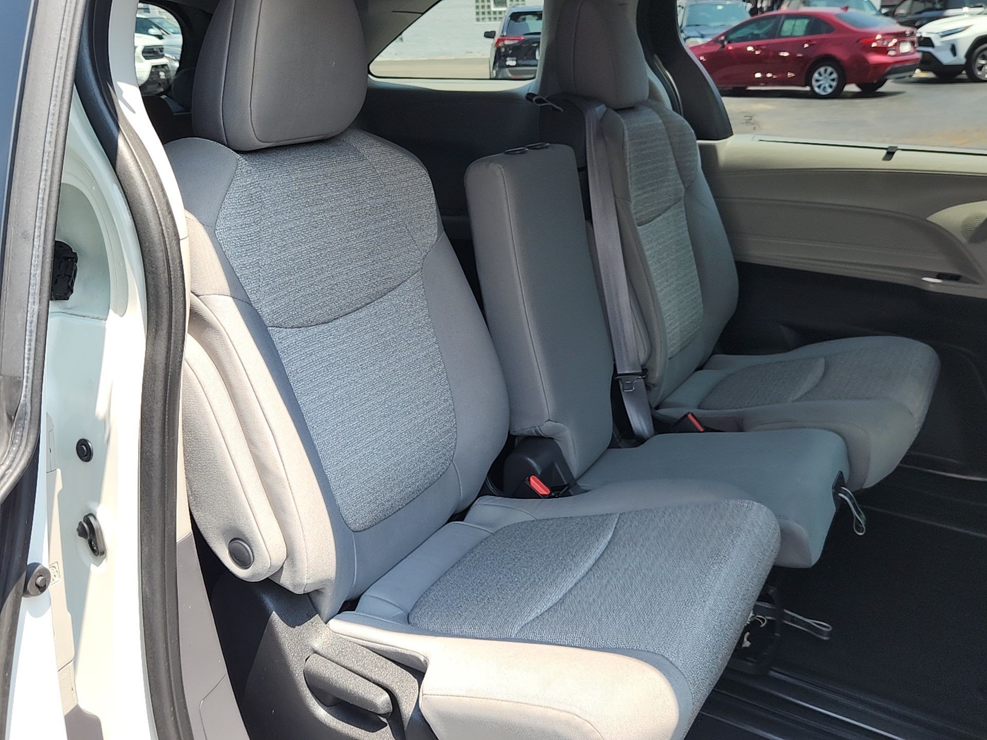 Certified Used 2022 White Toyota LE image 29