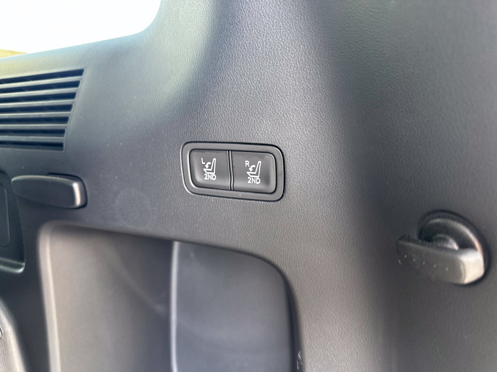 Certified Used 2026 Gray Hyundai SE image 26