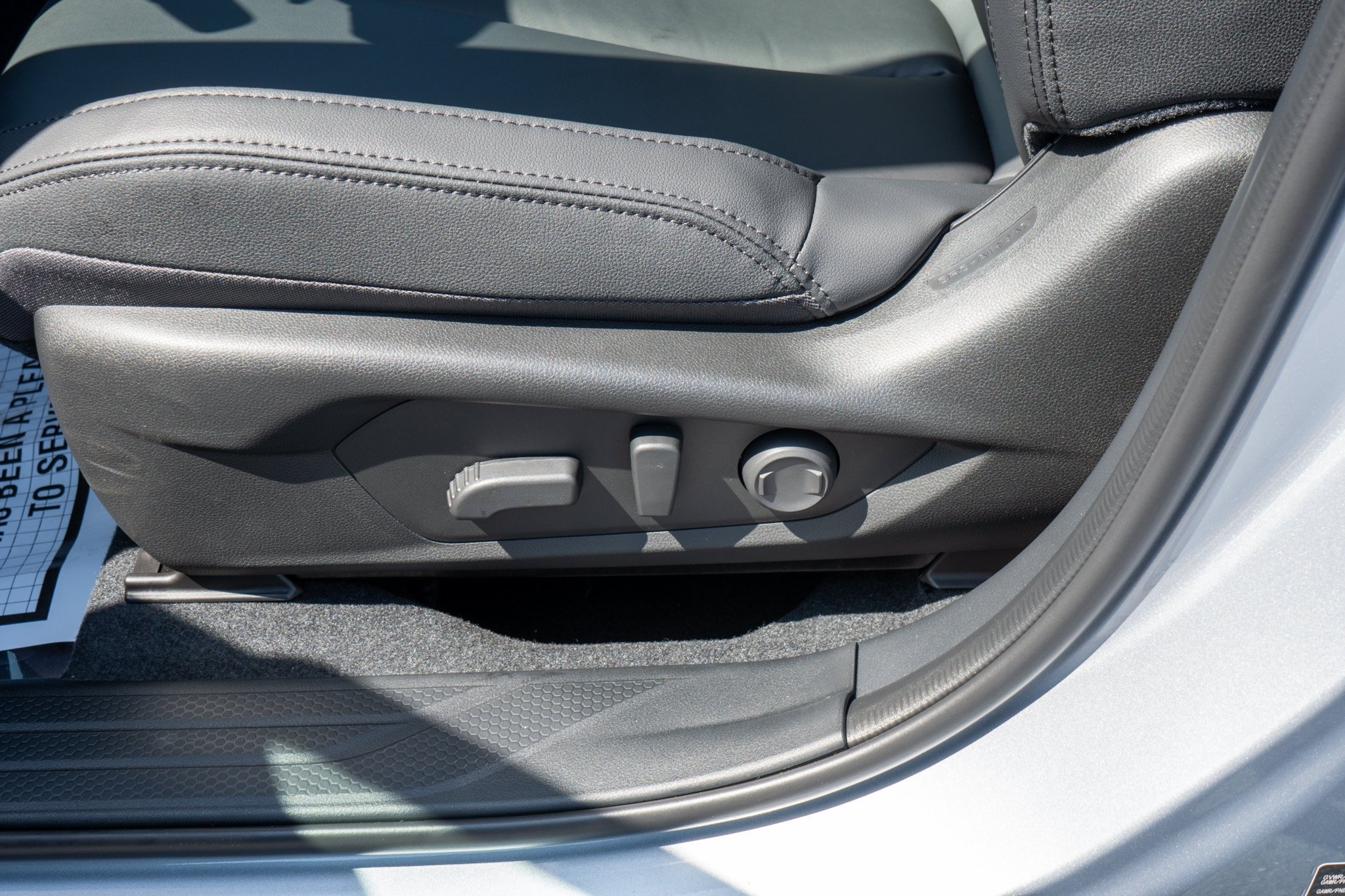 New 2026 ICE SILVER METALLIC Subaru Premium image 29