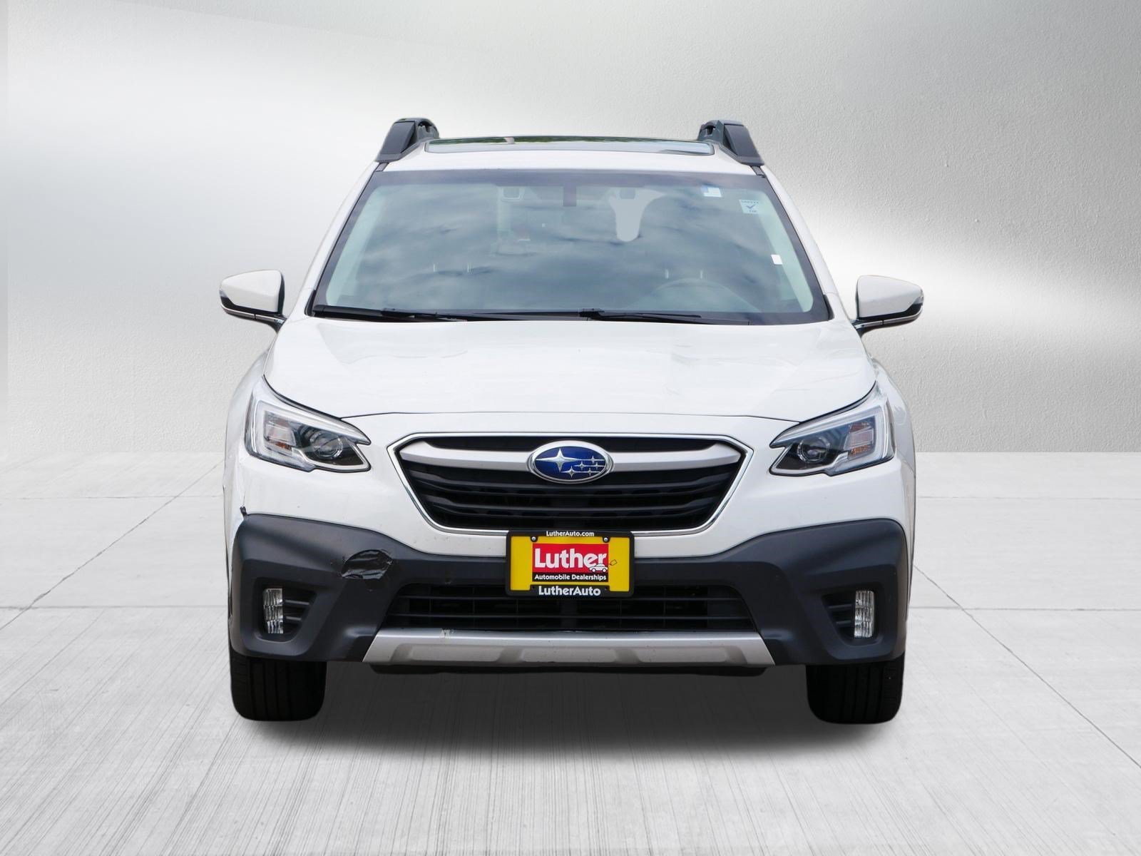 Used 2020 Crystal White Pearl Subaru Limited image 2