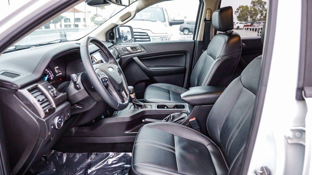 Used 2019 Oxford White Ford Lariat image 21