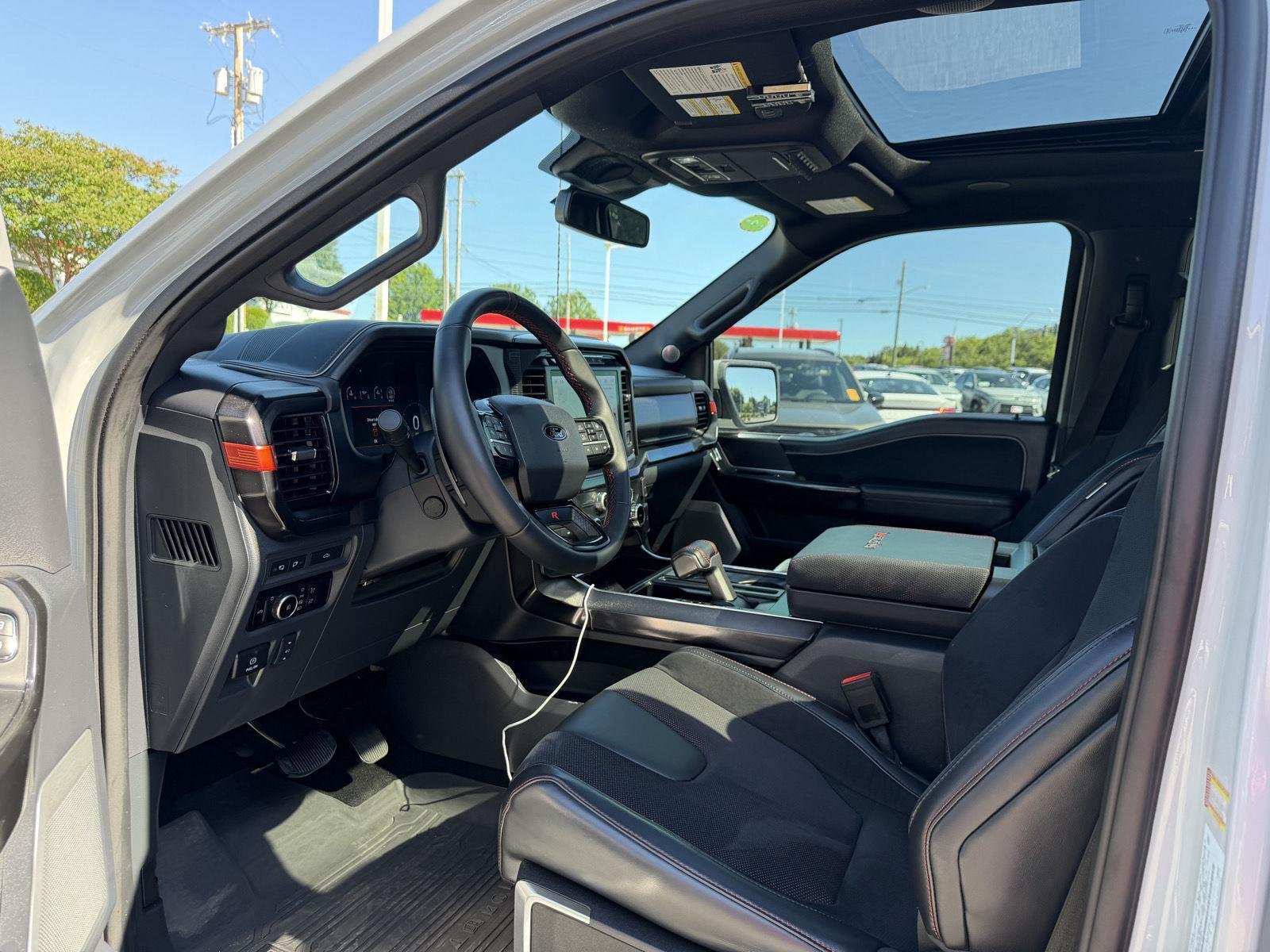 Used 2024 Avalanche Gray Ford Raptor image 12