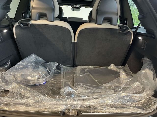 2026 Volvo XC90 Plus - Photo 19