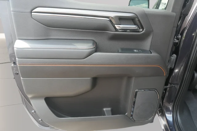 Used 2023 Silver GMC AT4 image 13