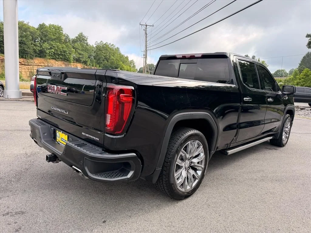 Used 2023 Black GMC Denali image 12
